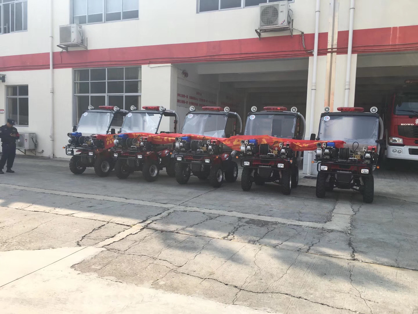 深圳市燕羅（luó）街道辦攜（xié）手興舞助力街道消防安全(圖3)